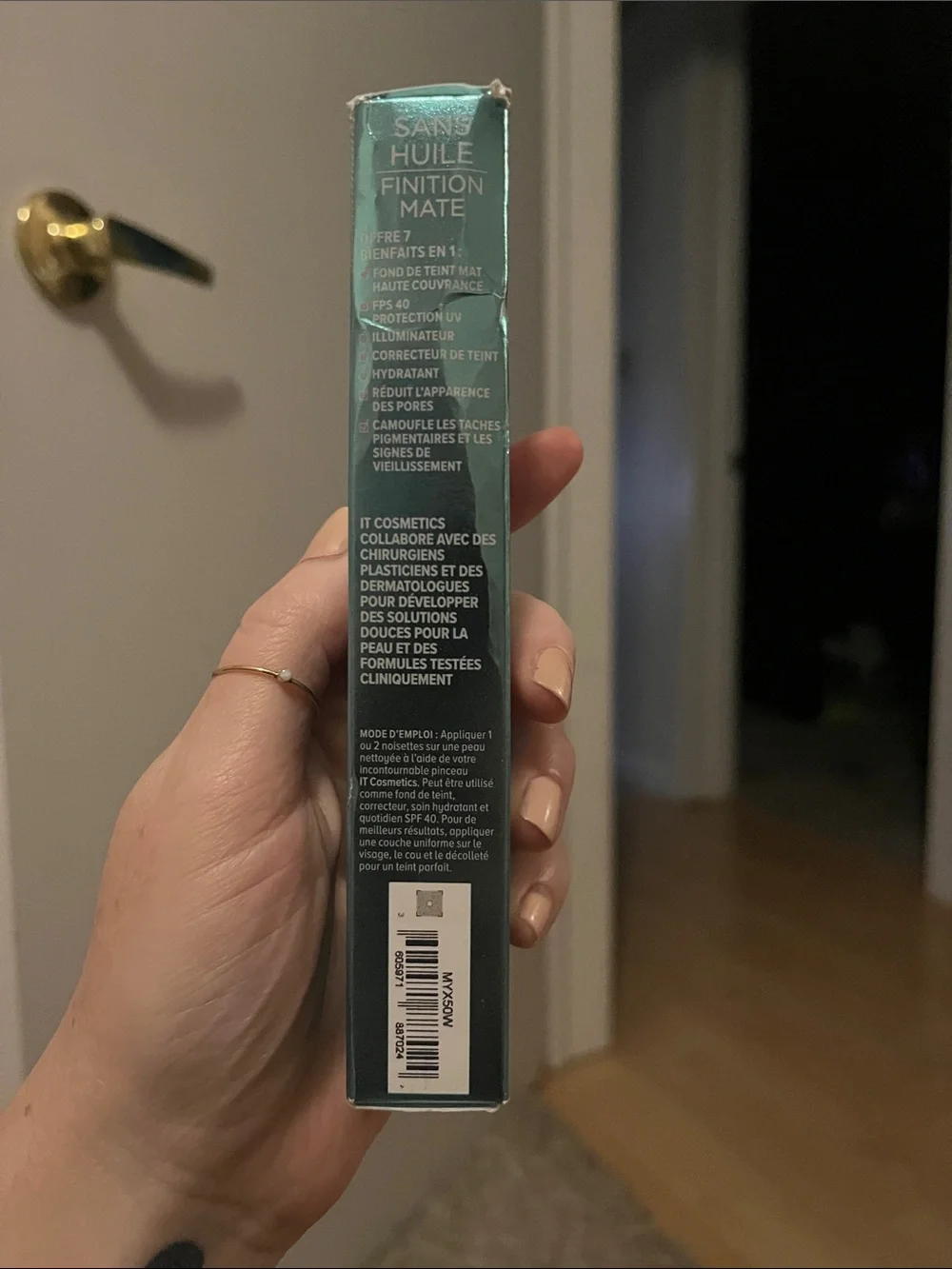it cosmetics CC+ Oil-Free Matte Full Coverage Cream SPF 40 - Rich